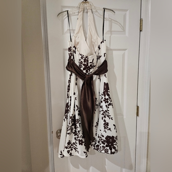 Cocktail dress - Picture 2 of 8